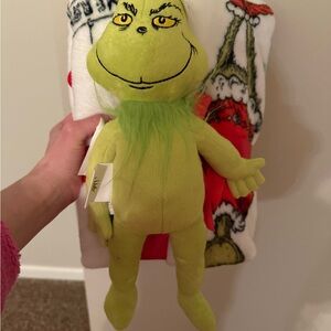 Green Grinch Plush Toy & Blanket